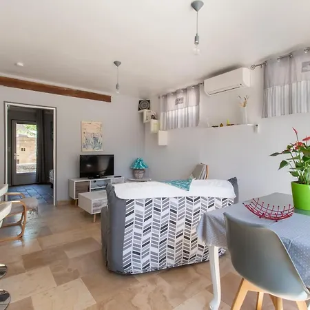 Au Coeur De L'olivette - Climatisee Avec Piscine Holiday home *